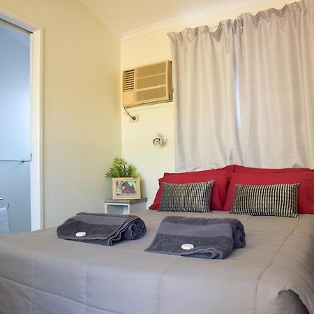 Mataranka Roadhouse Motel Dış mekan fotoğraf