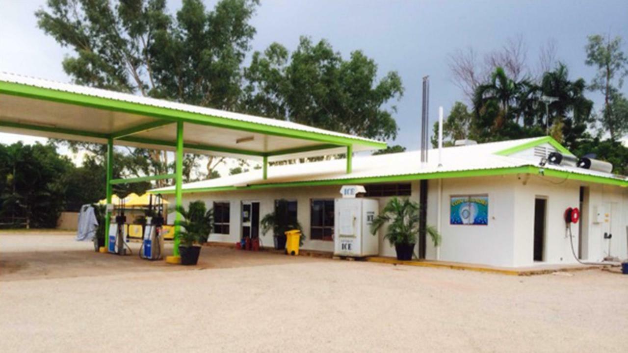 Mataranka Roadhouse Motel Dış mekan fotoğraf